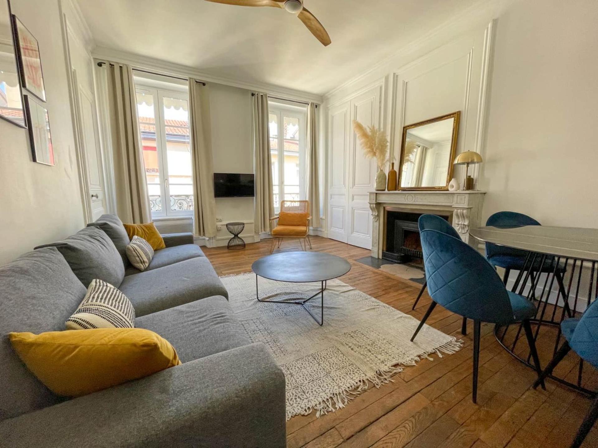Nocnoc - Le Boheme Apartment Лион Екстериор снимка